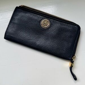 Tory Burch Black Leather Zip Wallet with Snake Skin Logo